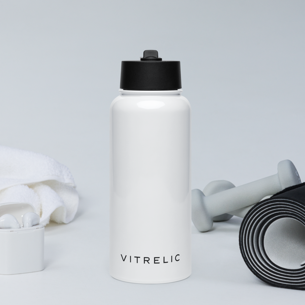 Vitrelic Stainless steel water bottle with a straw lid