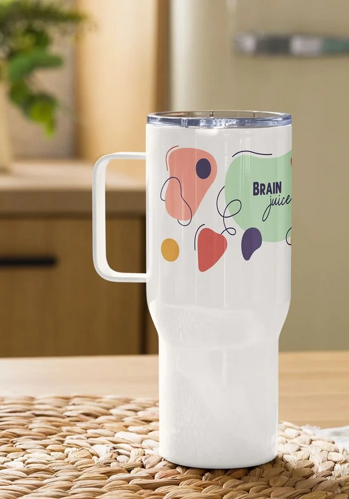 Vitrelic Travel mug with a handle